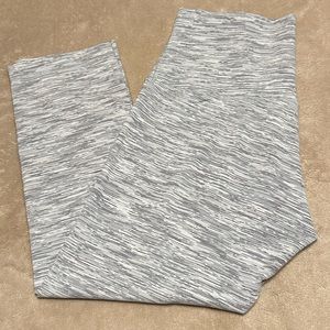 Lululemon high rise crop legging